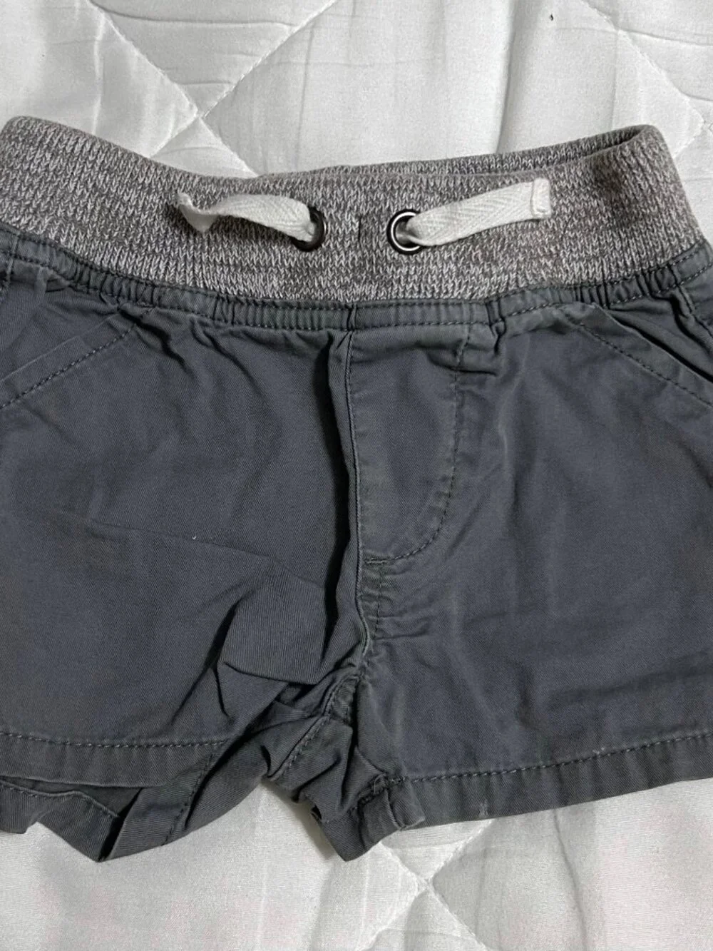 0-3 Month 12 Pieces!! Large Lot Bodysuits, Shorts, Leggings PJs Excellent Cond